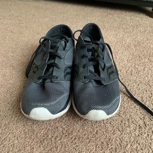 Saucony Kineta Relay